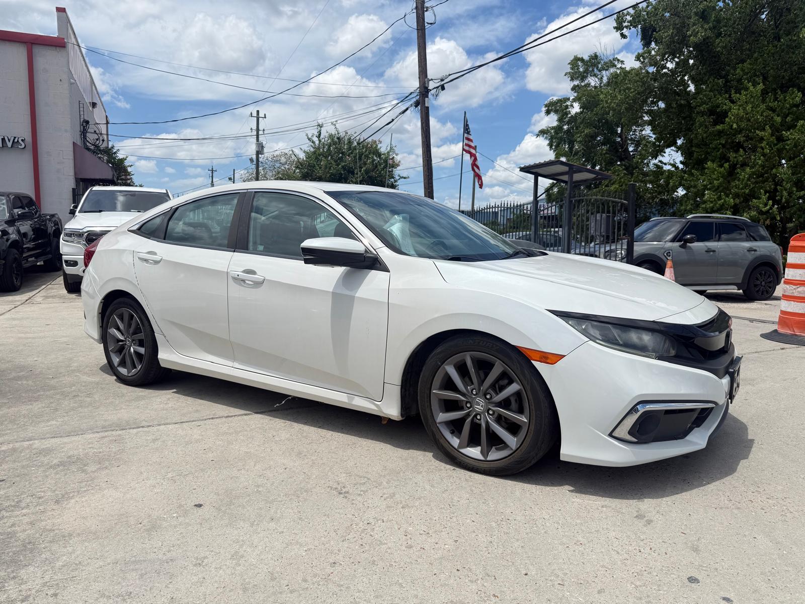2019 Honda Civic 69,676 millas