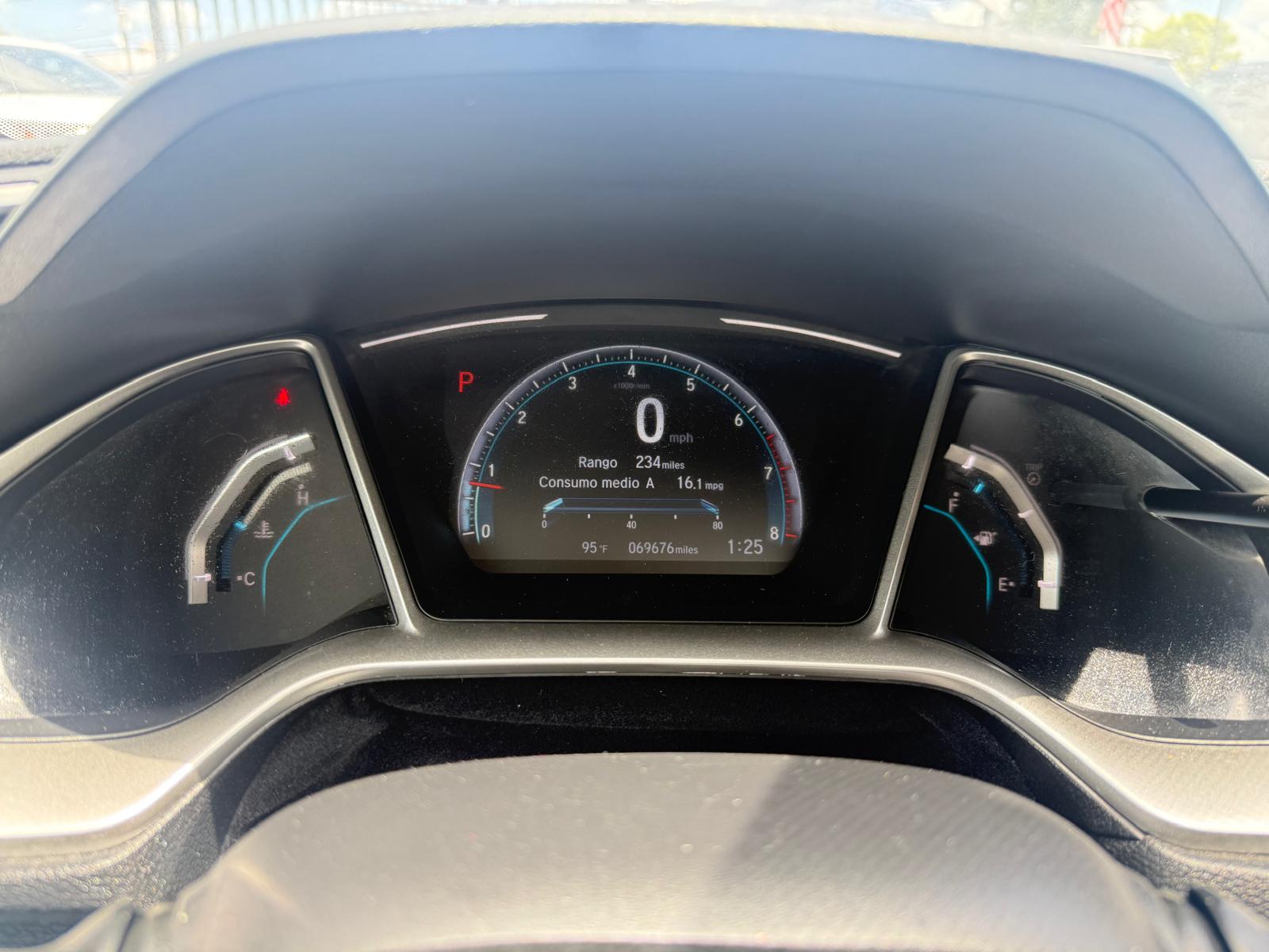 2019 Honda Civic 69,676 millas