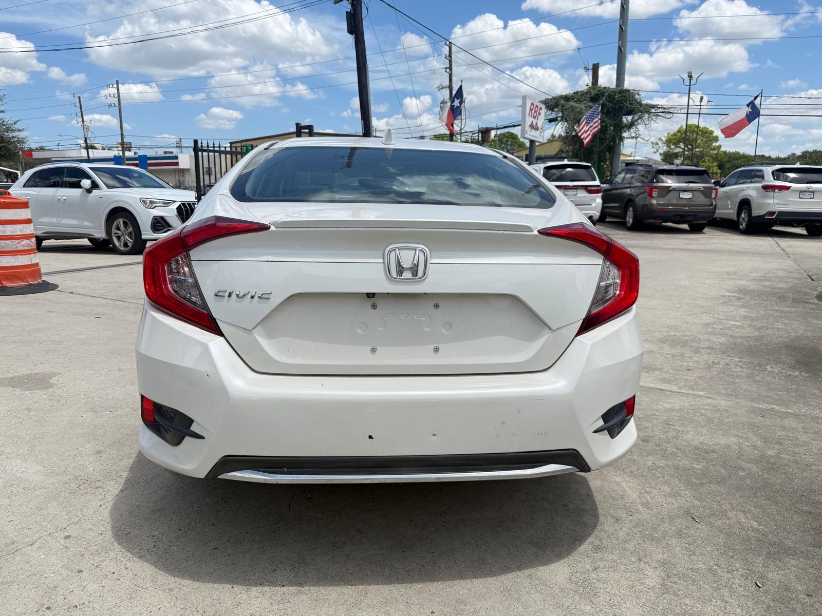 2019 Honda Civic 69,676 millas