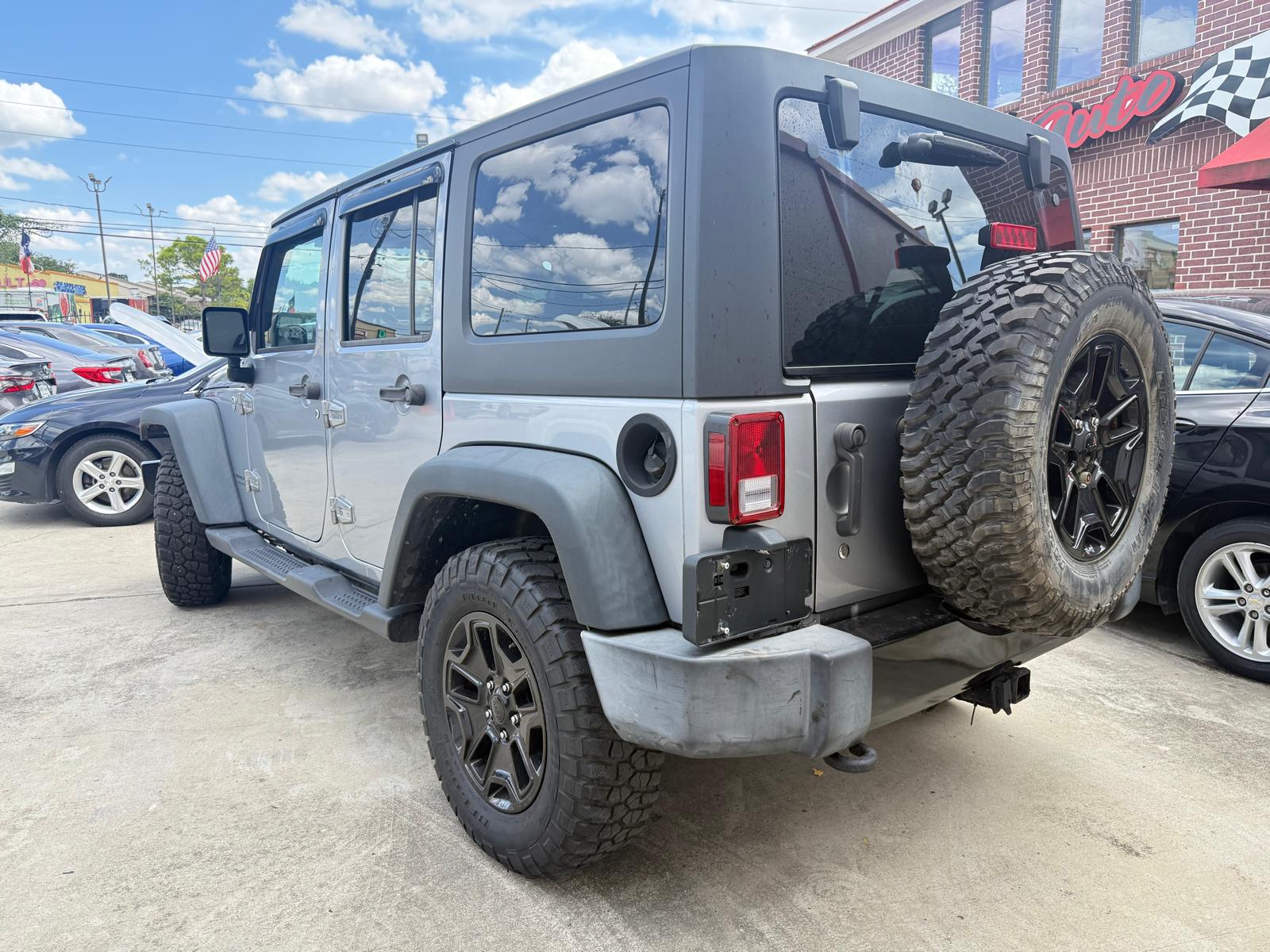 2018 Jeep Wrangler 52,657 millas